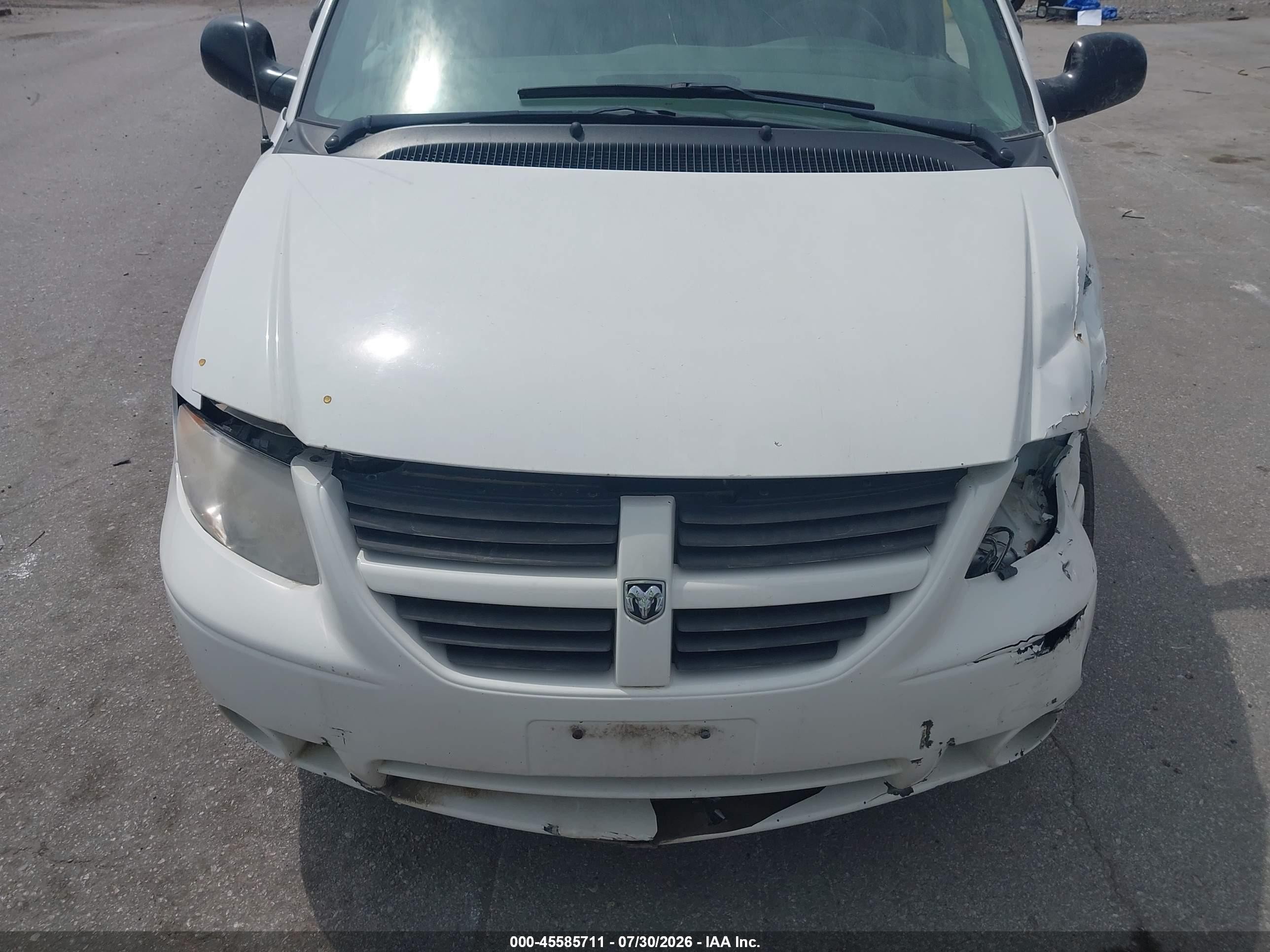 2006 Dodge Grand Caravan Sxt White vin: 2D4GP44L96R654096