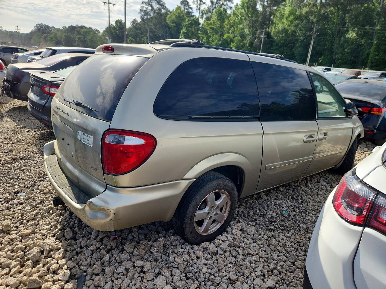 2006 Dodge Grand Caravan Sxt Tan vin: 2D4GP44L96R730402