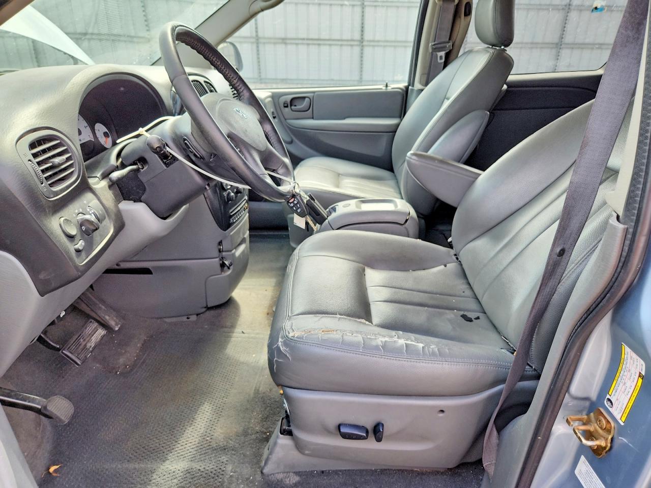 2006 Dodge Grand Caravan Sxt Blue vin: 2D4GP44L96R811156