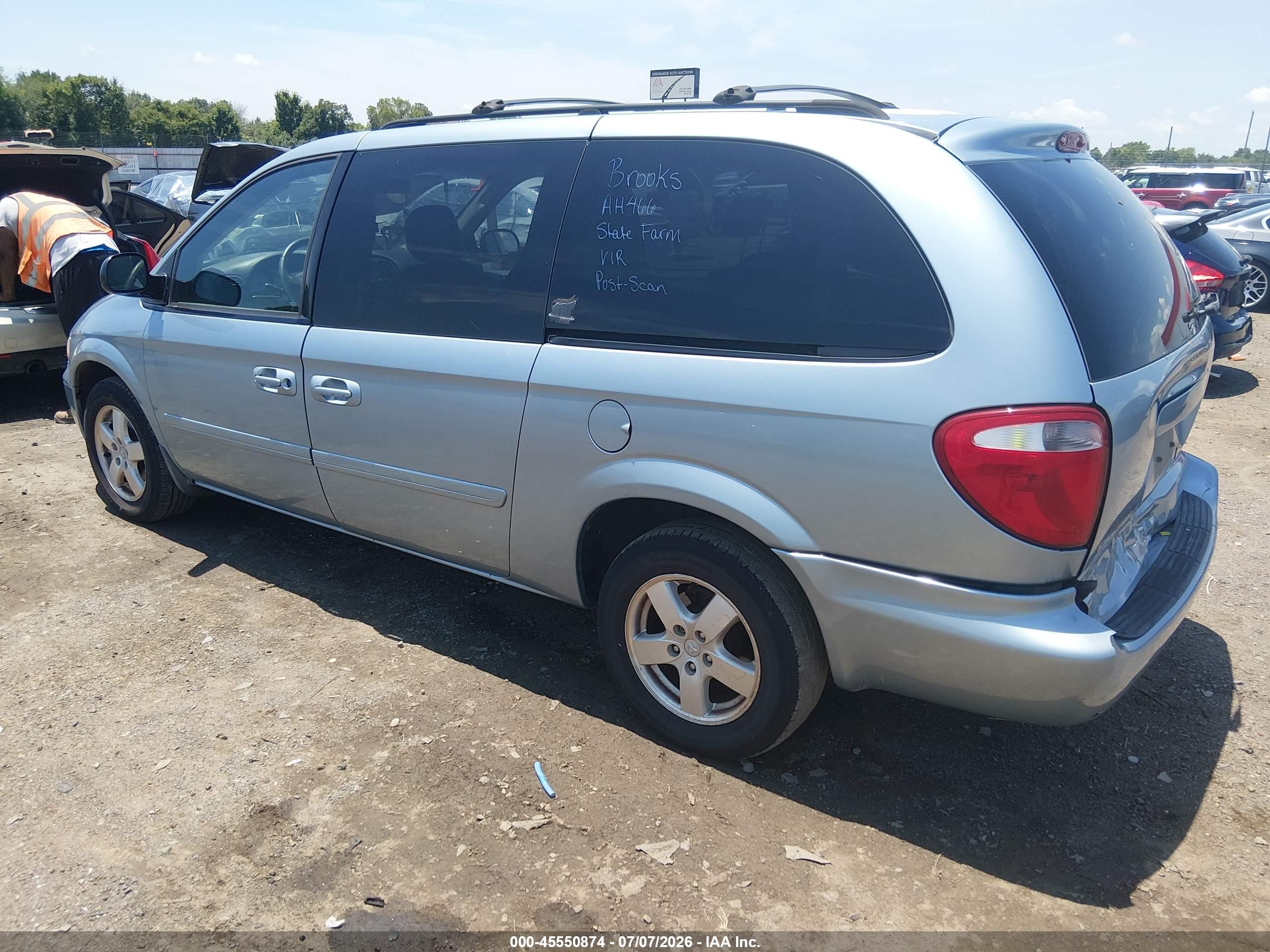 2006 Dodge Grand Caravan Sxt Light Blue vin: 2D4GP44L96R857456