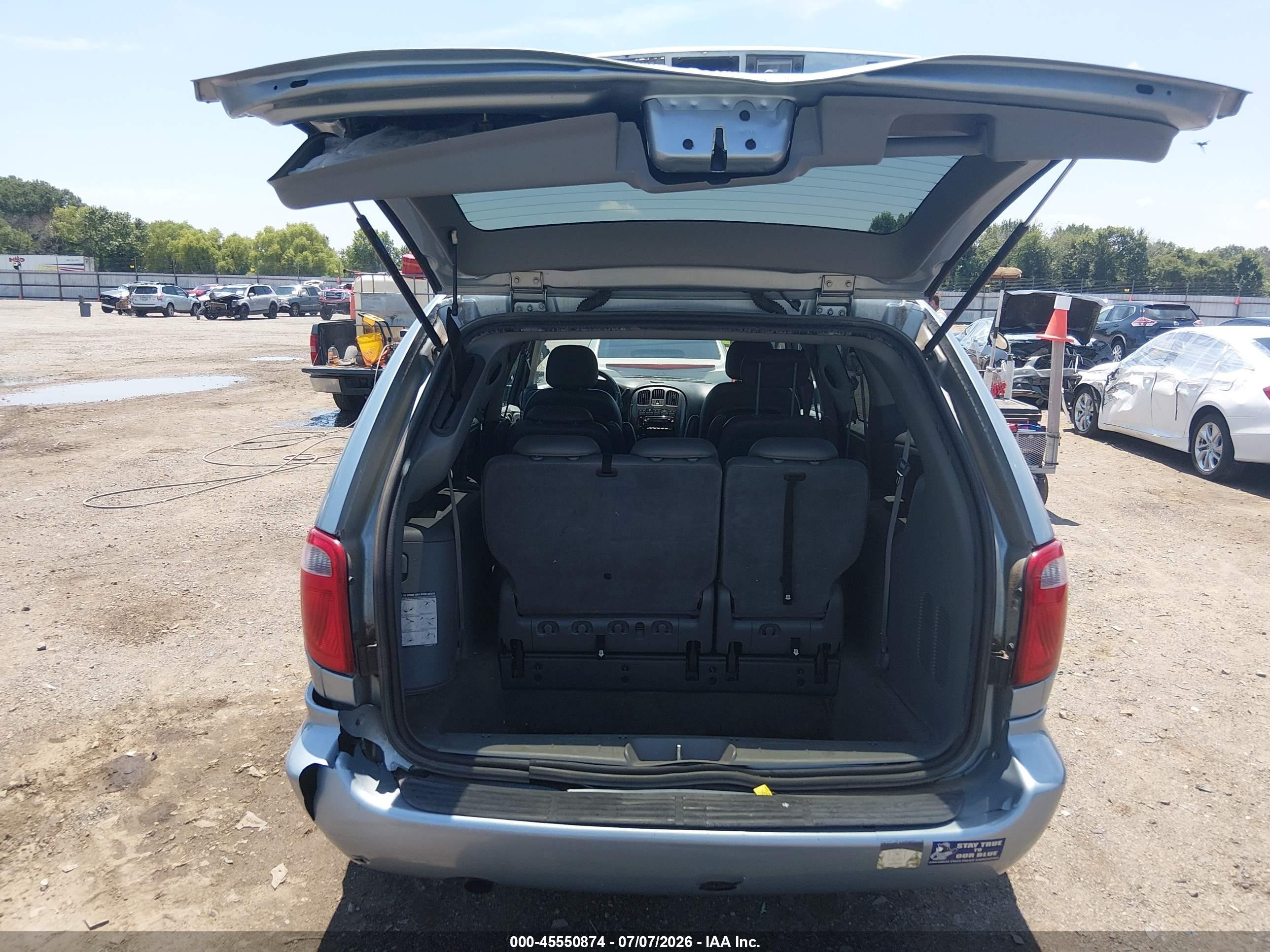 2006 Dodge Grand Caravan Sxt Light Blue vin: 2D4GP44L96R857456