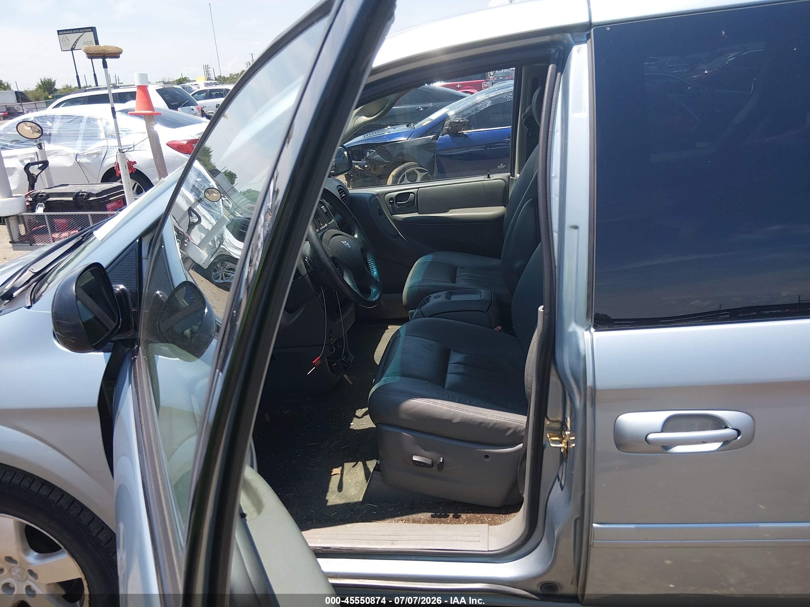 2006 Dodge Grand Caravan Sxt Light Blue vin: 2D4GP44L96R857456