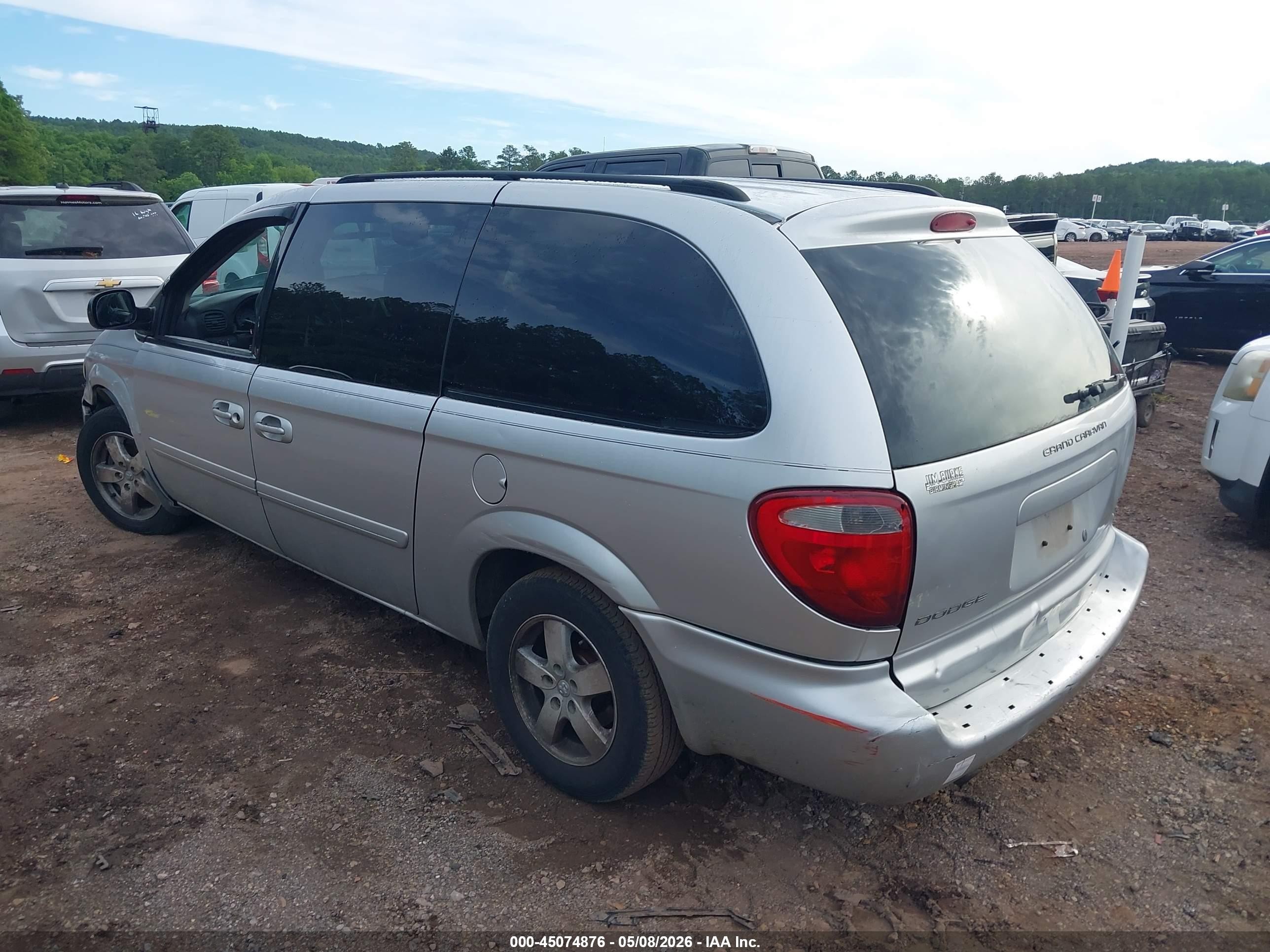 2007 Dodge Grand Caravan Sxt Silver vin: 2D4GP44L97R113597