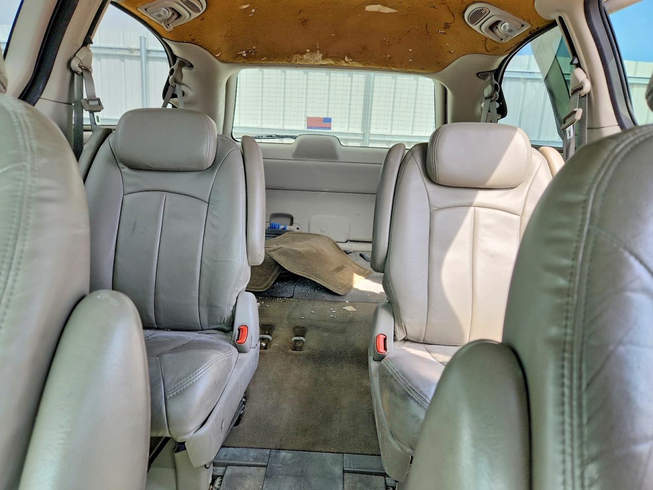 2007 Dodge Grand Caravan Sxt Beige vin: 2D4GP44L97R119397