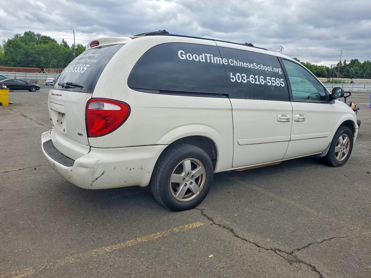 2007 Dodge Grand Caravan Sxt White vin: 2D4GP44L97R133073
