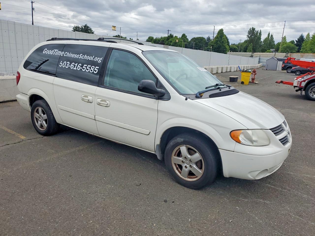 2007 Dodge Grand Caravan Sxt White vin: 2D4GP44L97R133073