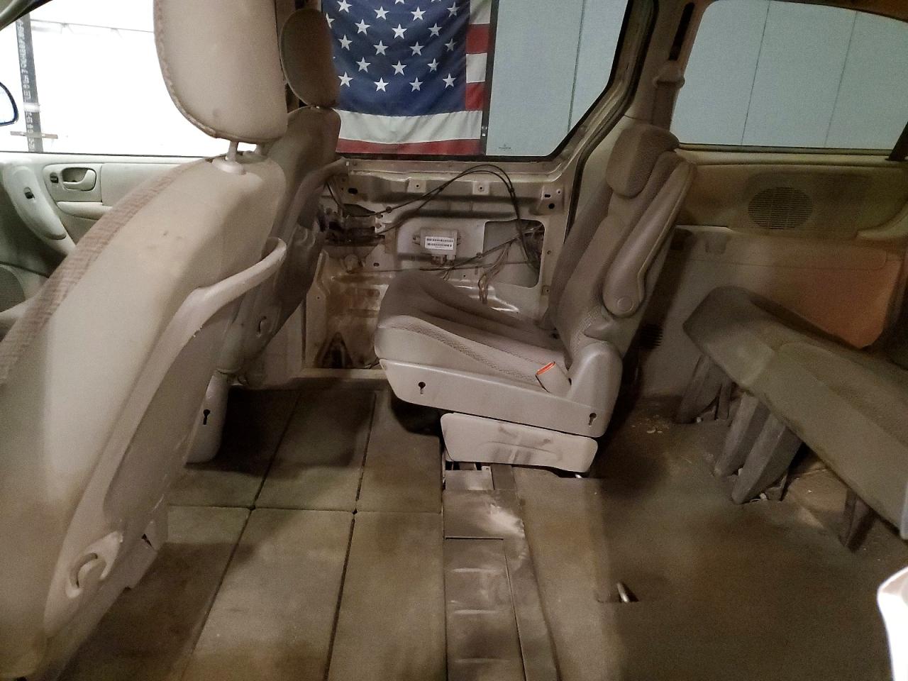 2007 Dodge Grand Caravan Sxt Gold vin: 2D4GP44L97R308440