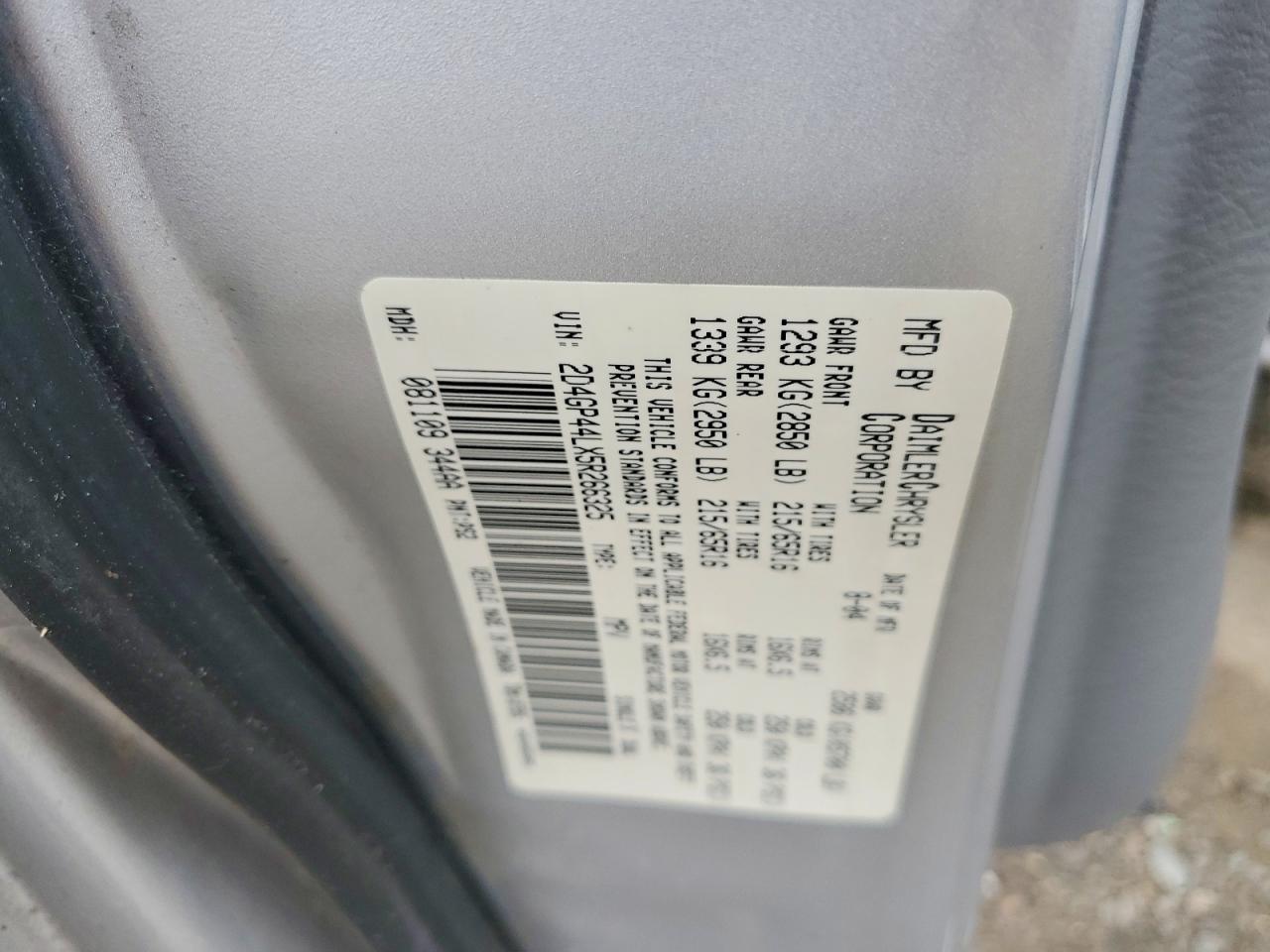 2005 Dodge Grand Caravan Sxt Silver vin: 2D4GP44LX5R266325