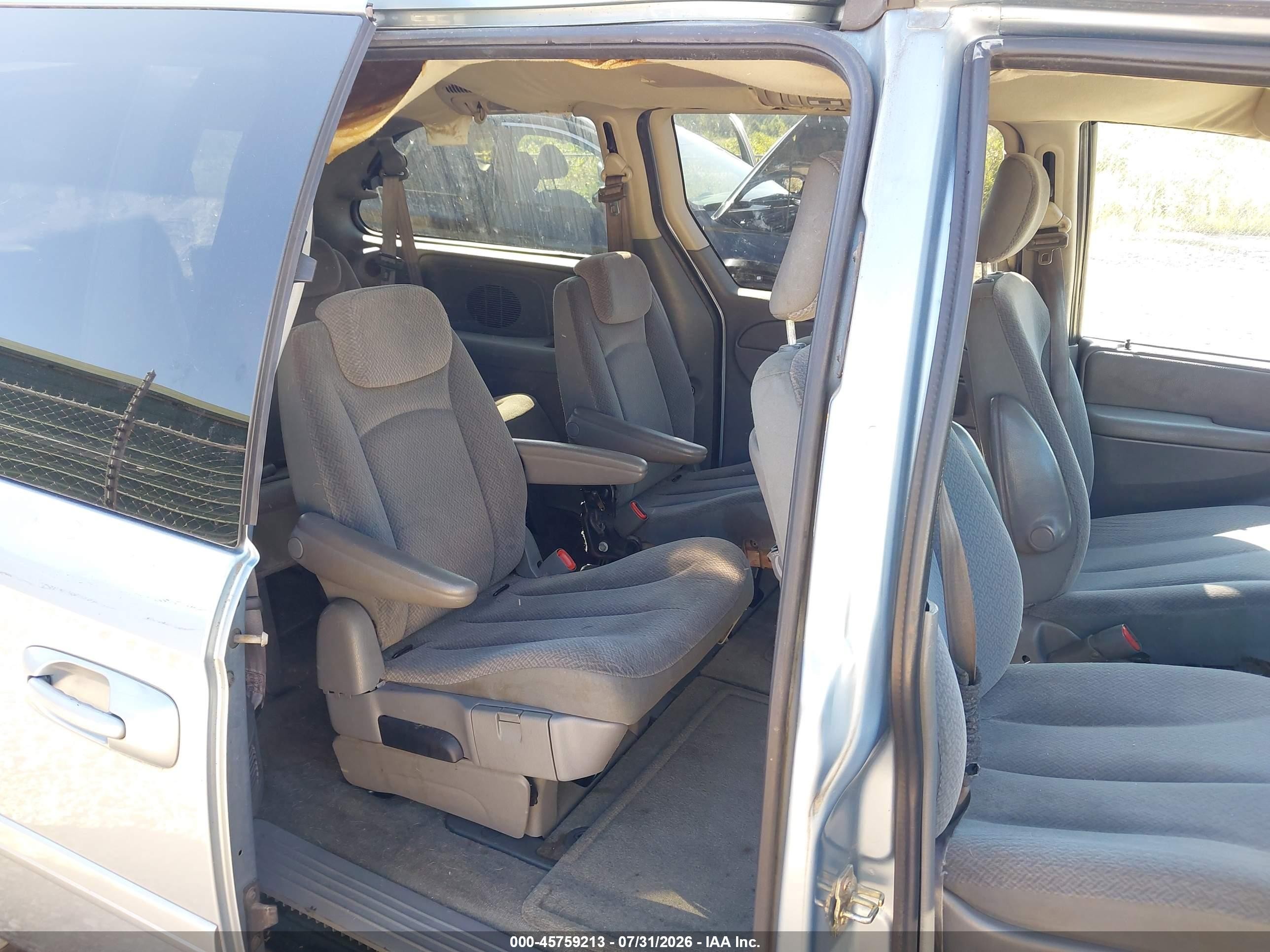 2005 Dodge Grand Caravan Sxt Light Blue vin: 2D4GP44LX5R464984