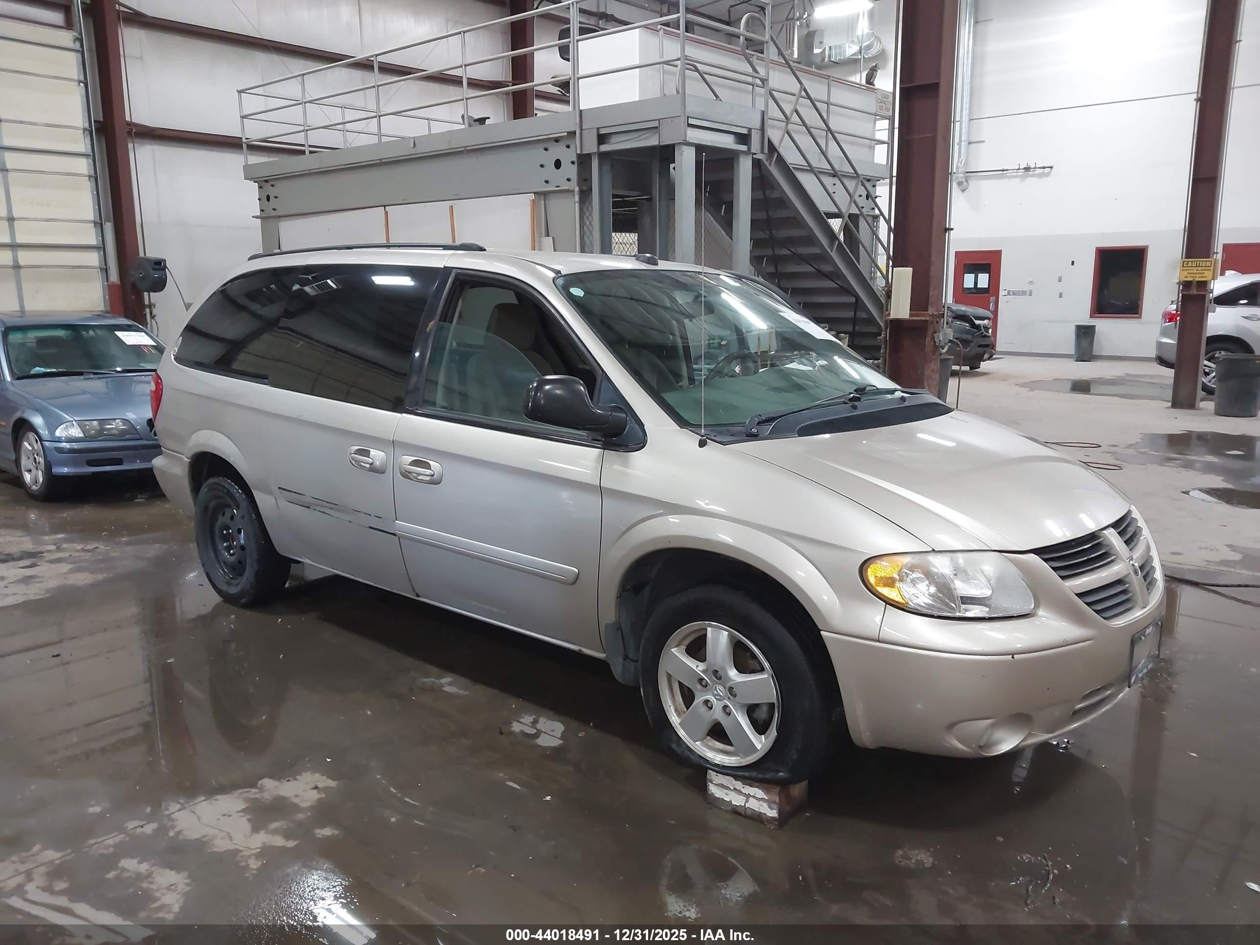 2D4GP44LX5R485866