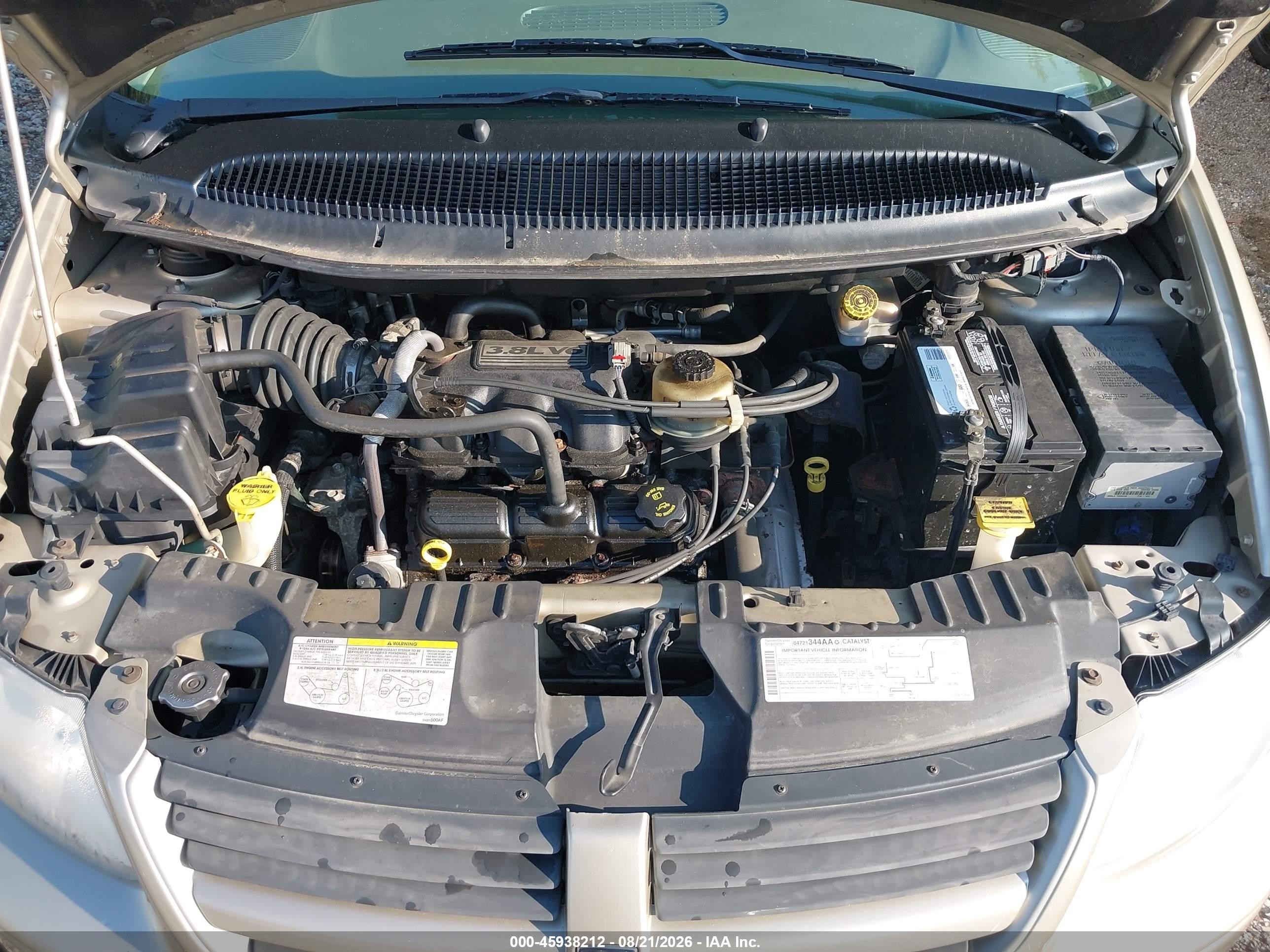 2005 Dodge Grand Caravan Sxt Gold vin: 2D4GP44LX5R569377