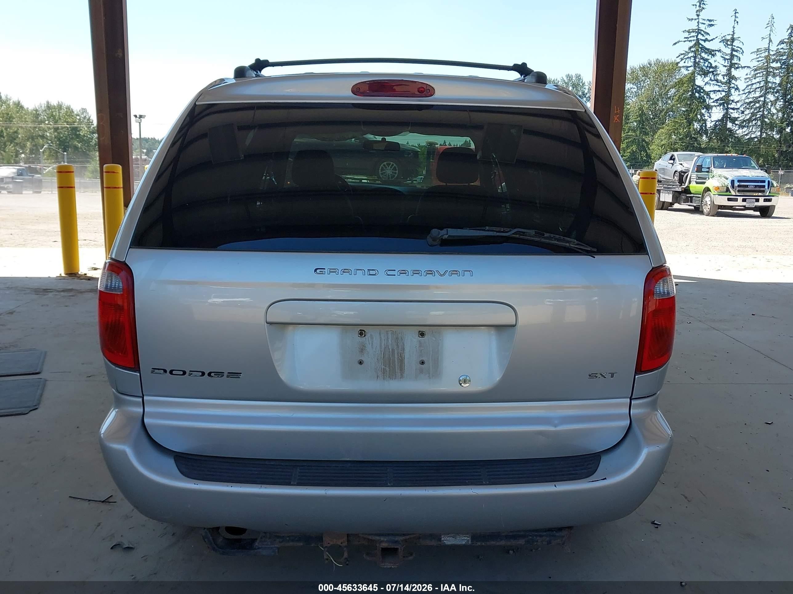 2005 Dodge Caravan Sxt Silver vin: 2D4GP44LX5R573879