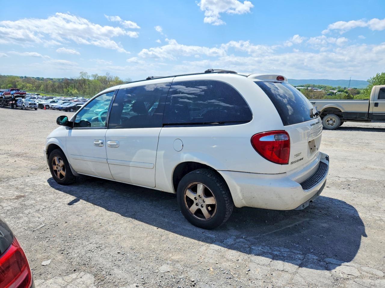 2006 Dodge Grand Caravan Sxt White vin: 2D4GP44LX6R776031