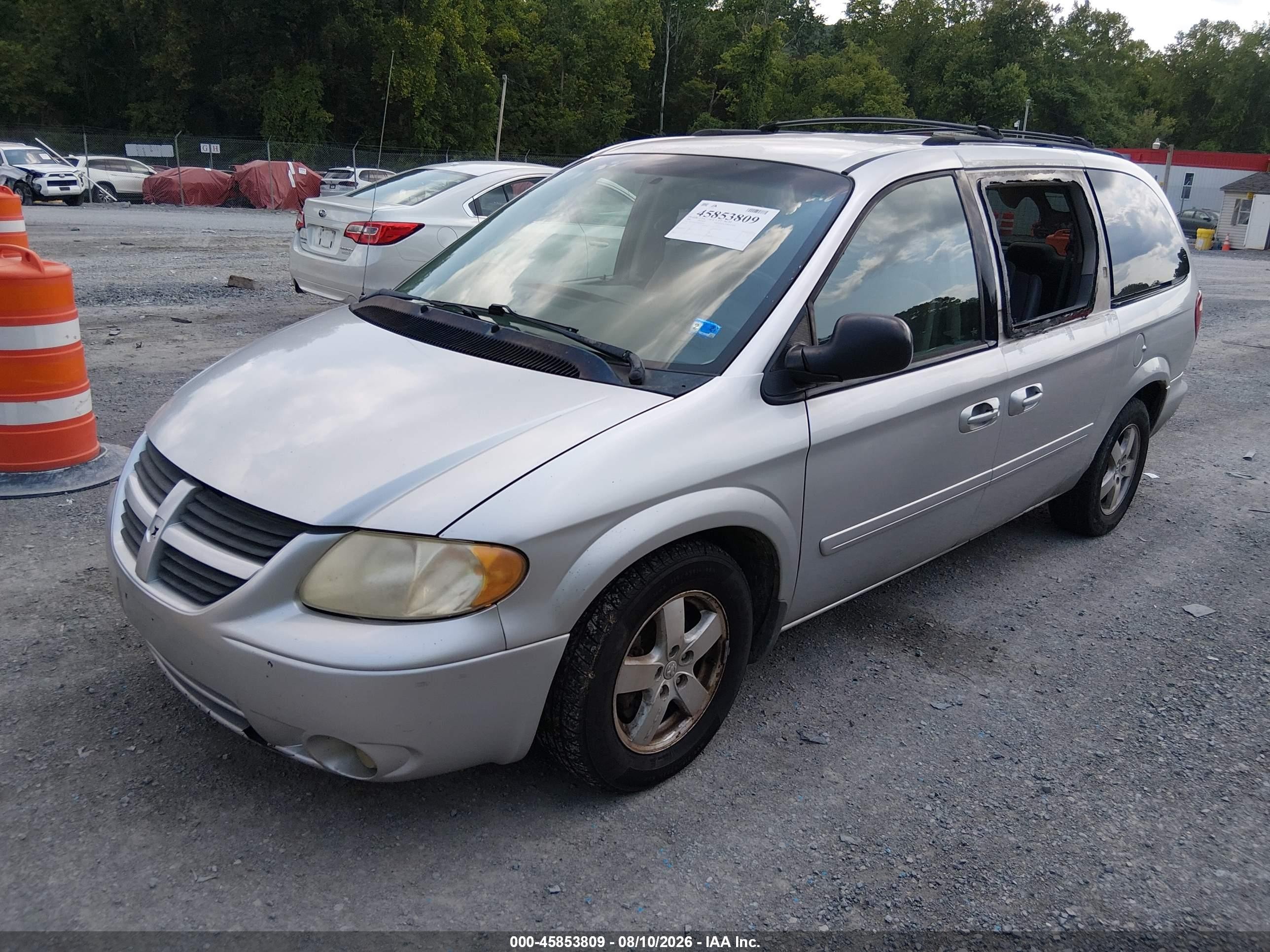 2006 Dodge Grand Caravan Sxt Silver vin: 2D4GP44LX6R838463