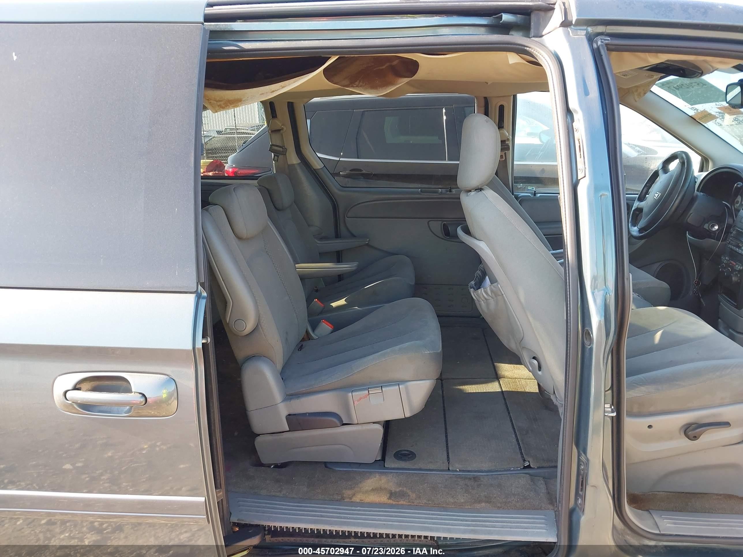 2007 Dodge Grand Caravan Sxt Blue vin: 2D4GP44LX7R296301
