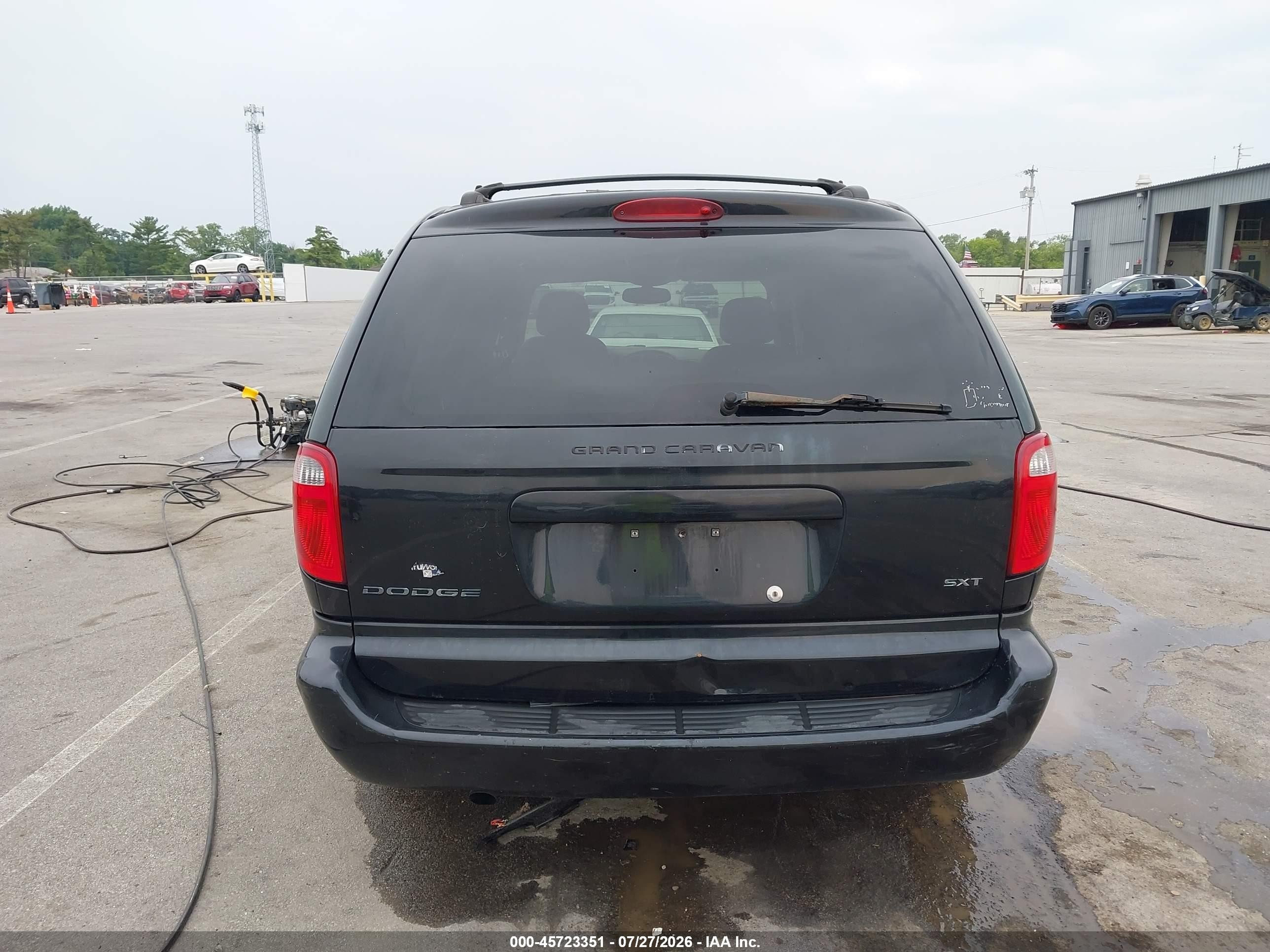 2007 Dodge Grand Caravan Sxt Black vin: 2D4GP44LX7R301481