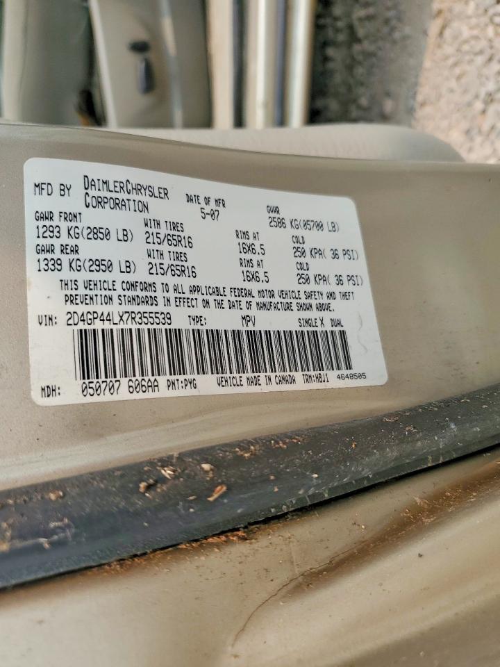 2007 Dodge Grand Caravan Sxt Gold vin: 2D4GP44LX7R355539