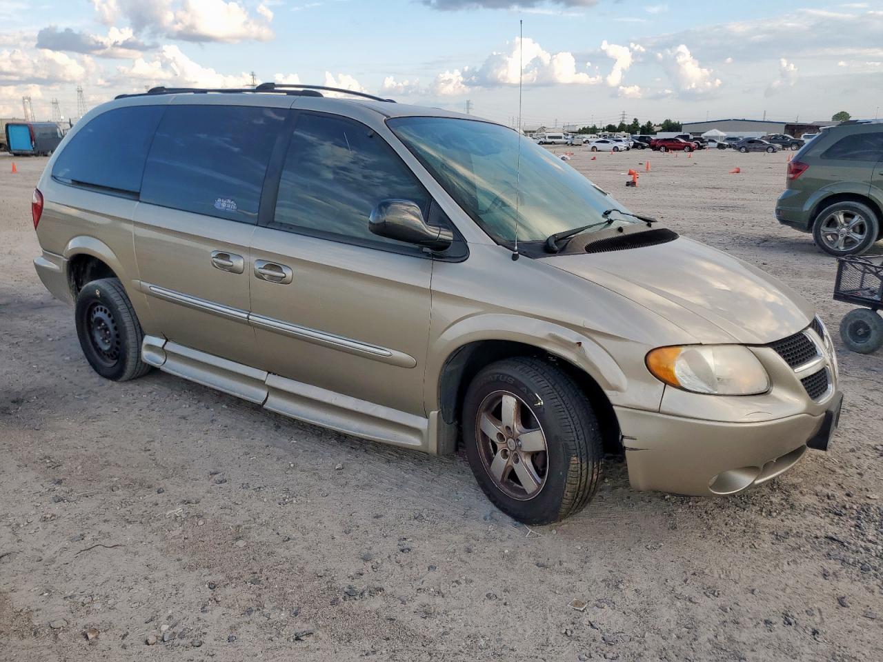 2003 Dodge Grand Caravan Es Tan vin: 2D4GP54L63R123438