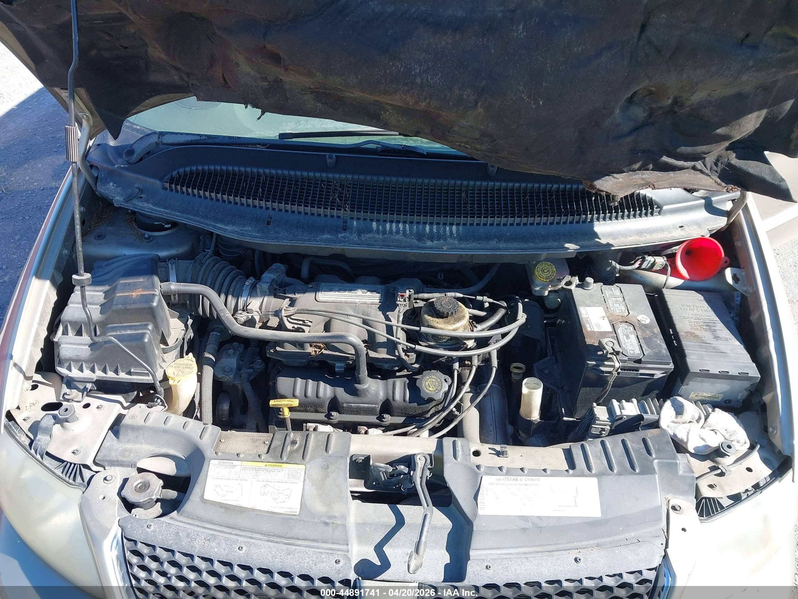 2003 Dodge Grand Caravan Es Gold vin: 2D4GP54L93R384580
