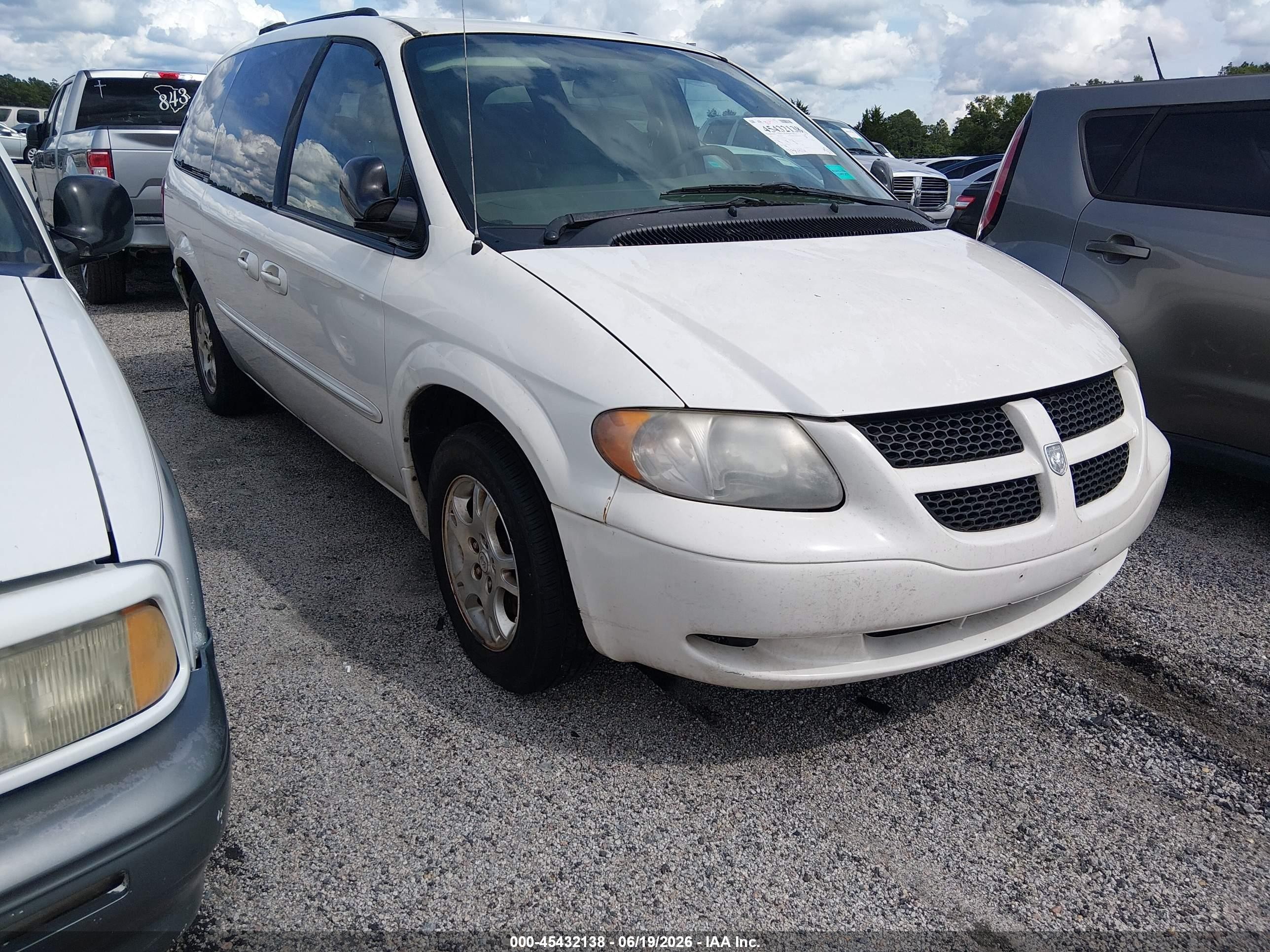 2003 Dodge Grand Caravan Ex White vin: 2D4GP74L23R138188