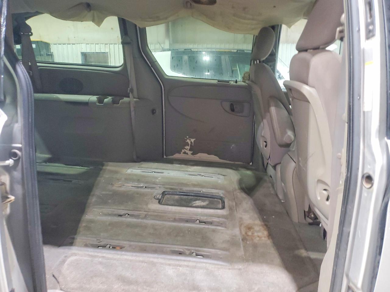 2003 Dodge Grand Caravan Ex Silver vin: 2D4GP74L33R151208