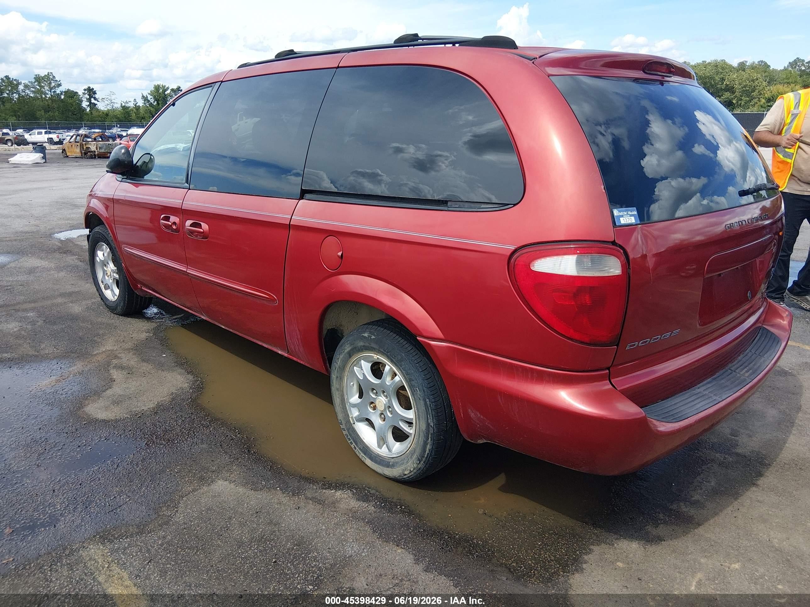 2003 Dodge Grand Caravan Ex Red vin: 2D4GP74L33R244178