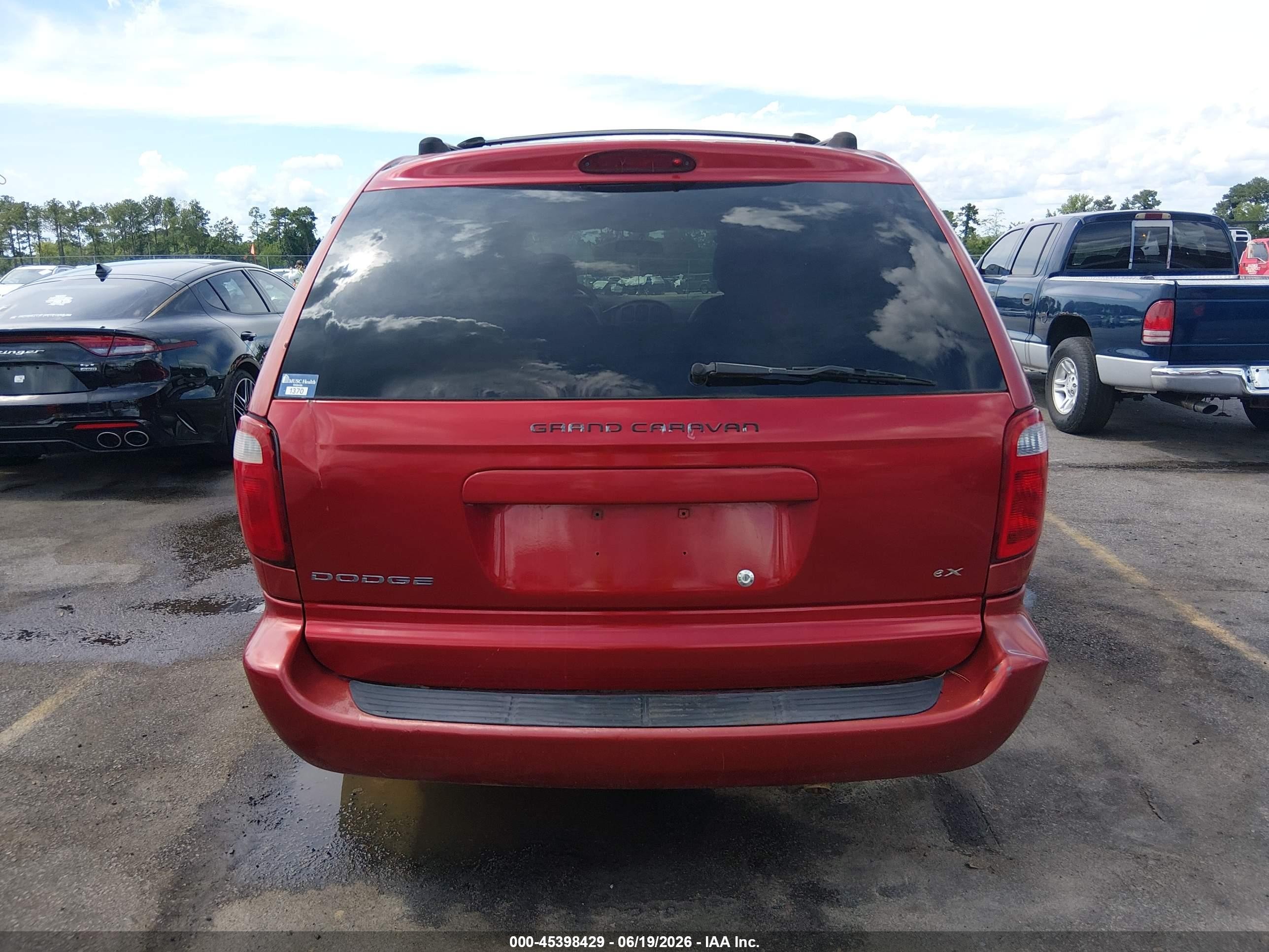 2003 Dodge Grand Caravan Ex Red vin: 2D4GP74L33R244178