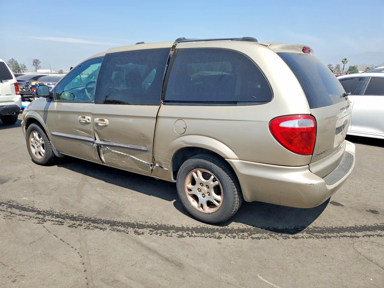 2003 Dodge Grand Caravan Ex Tan vin: 2D4GP74L63R189810