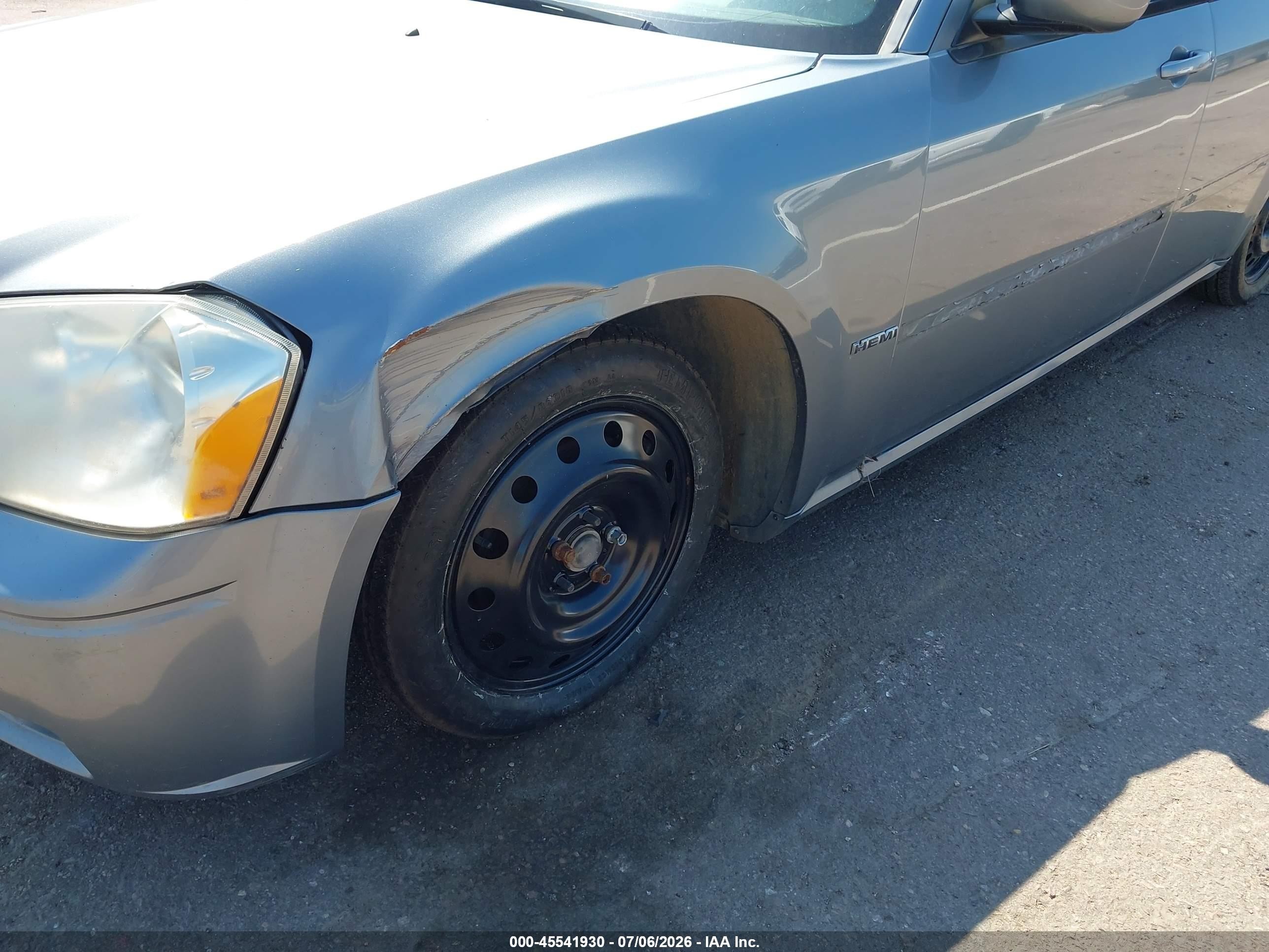 2006 Dodge Magnum Rt Silver vin: 2D4GV57216H179435