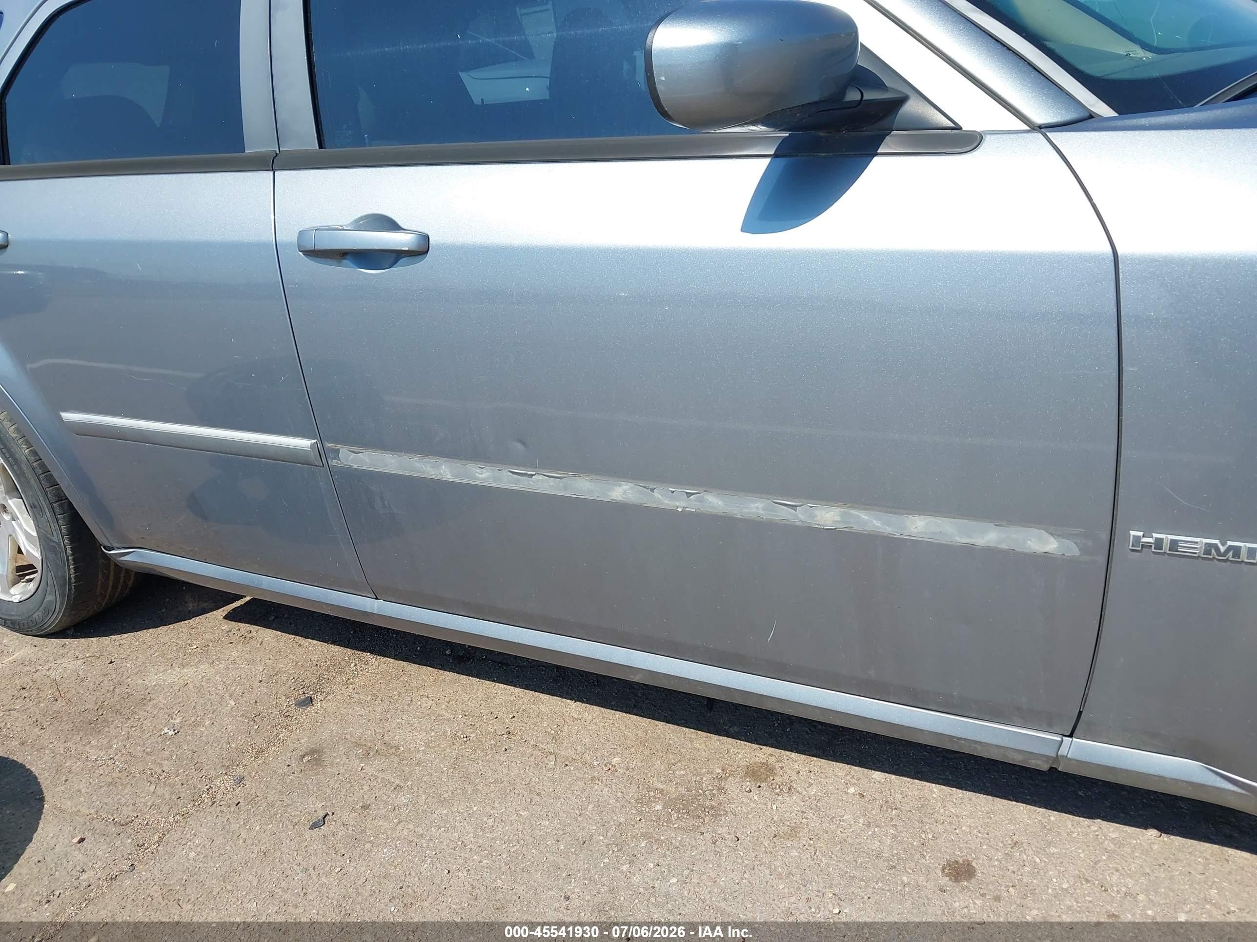 2006 Dodge Magnum Rt Silver vin: 2D4GV57216H179435