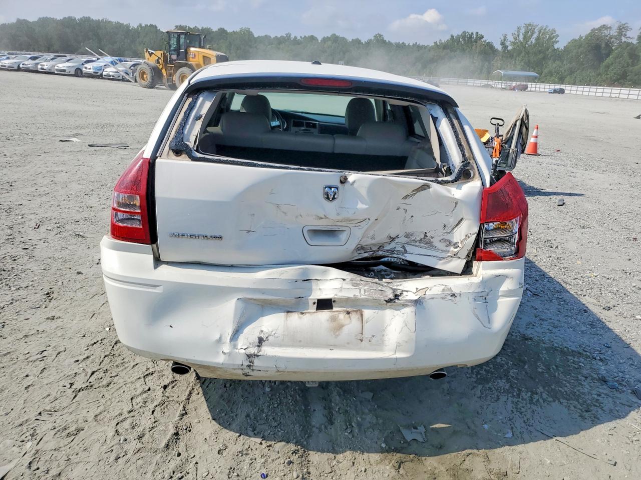 2006 Dodge Magnum R/t White vin: 2D4GV57286H516683