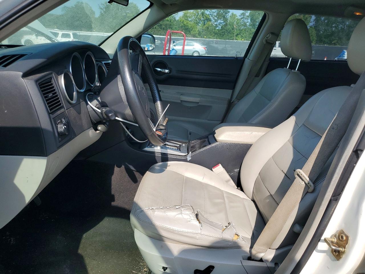 2006 Dodge Magnum R/t White vin: 2D4GV57286H516683