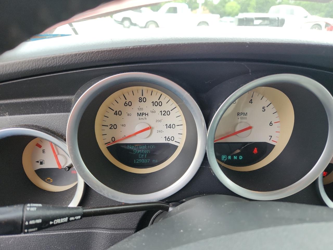 2005 Dodge Magnum R Red vin: 2D4GV58245H624487 Damage: Warning Light - Engine, On, Unacceptable