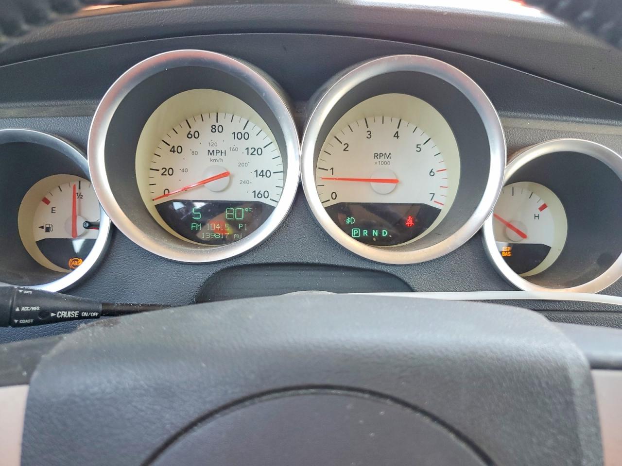 2005 Dodge Magnum R/t Red vin: 2D4GV582X5H654416