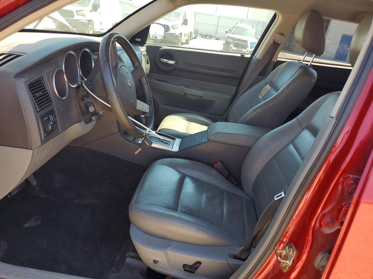 2005 Dodge Magnum R/t Red vin: 2D4GV582X5H654416