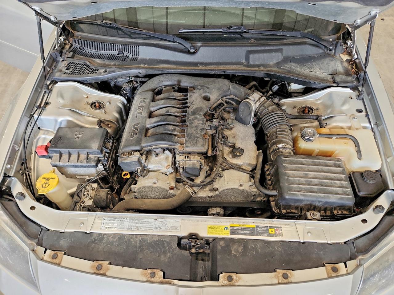 2005 Dodge Magnum Sxt Silver vin: 2D4GZ48V45H582069