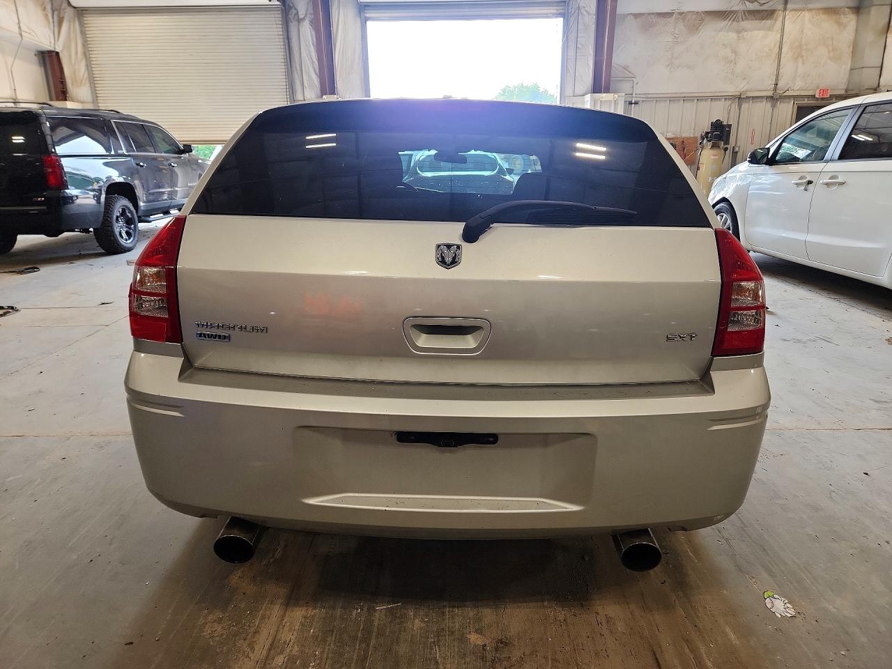 2005 Dodge Magnum Sxt Silver vin: 2D4GZ48V45H582069