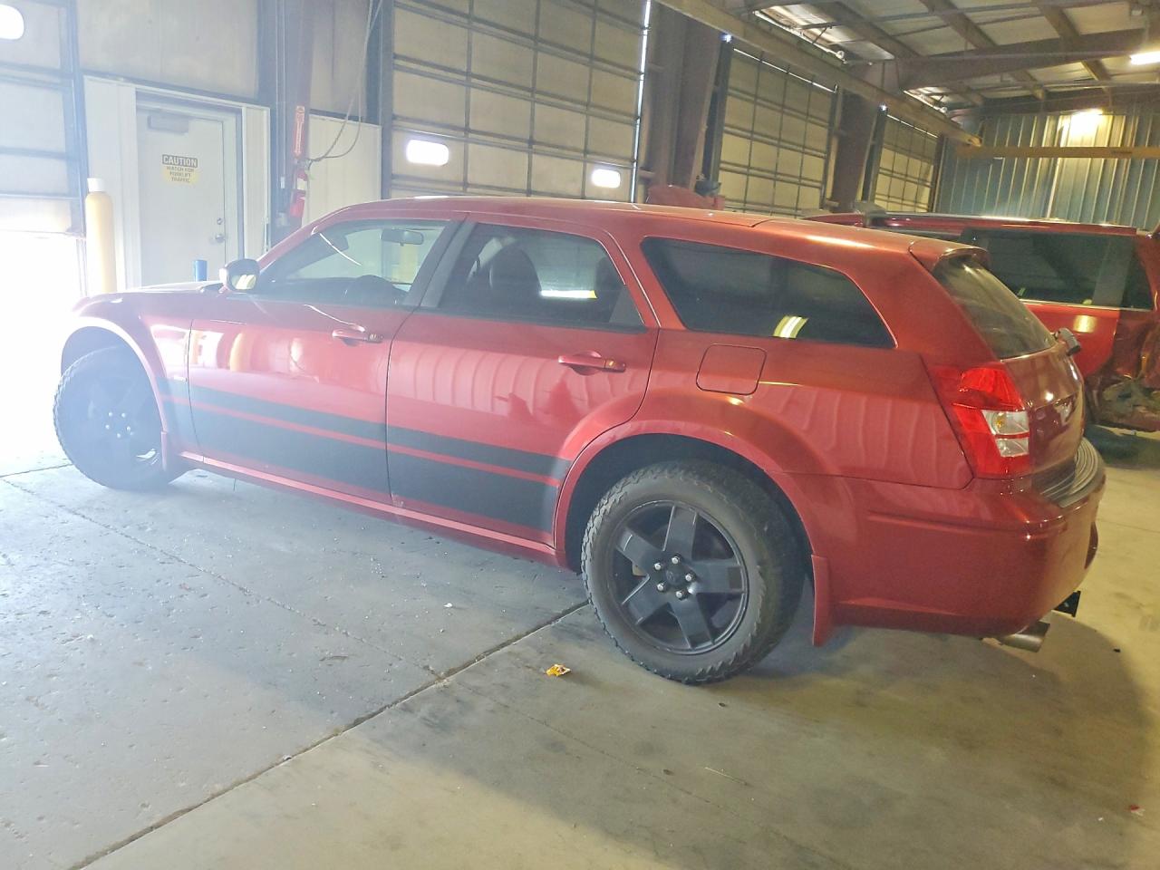 2005 Dodge Magnum R/t Burgundy vin: 2D4GZ58255H688428