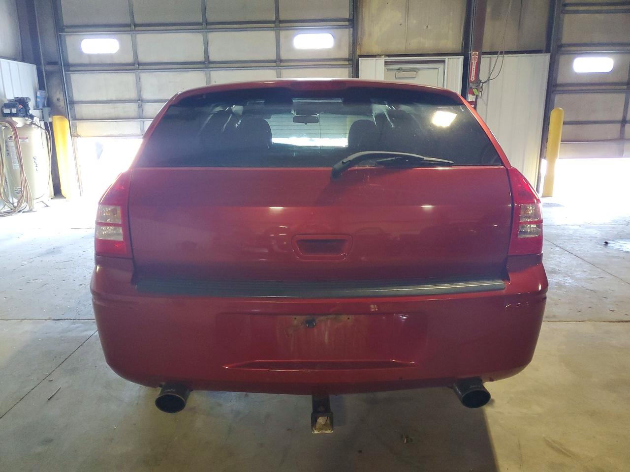 2005 Dodge Magnum R/t Burgundy vin: 2D4GZ58255H688428