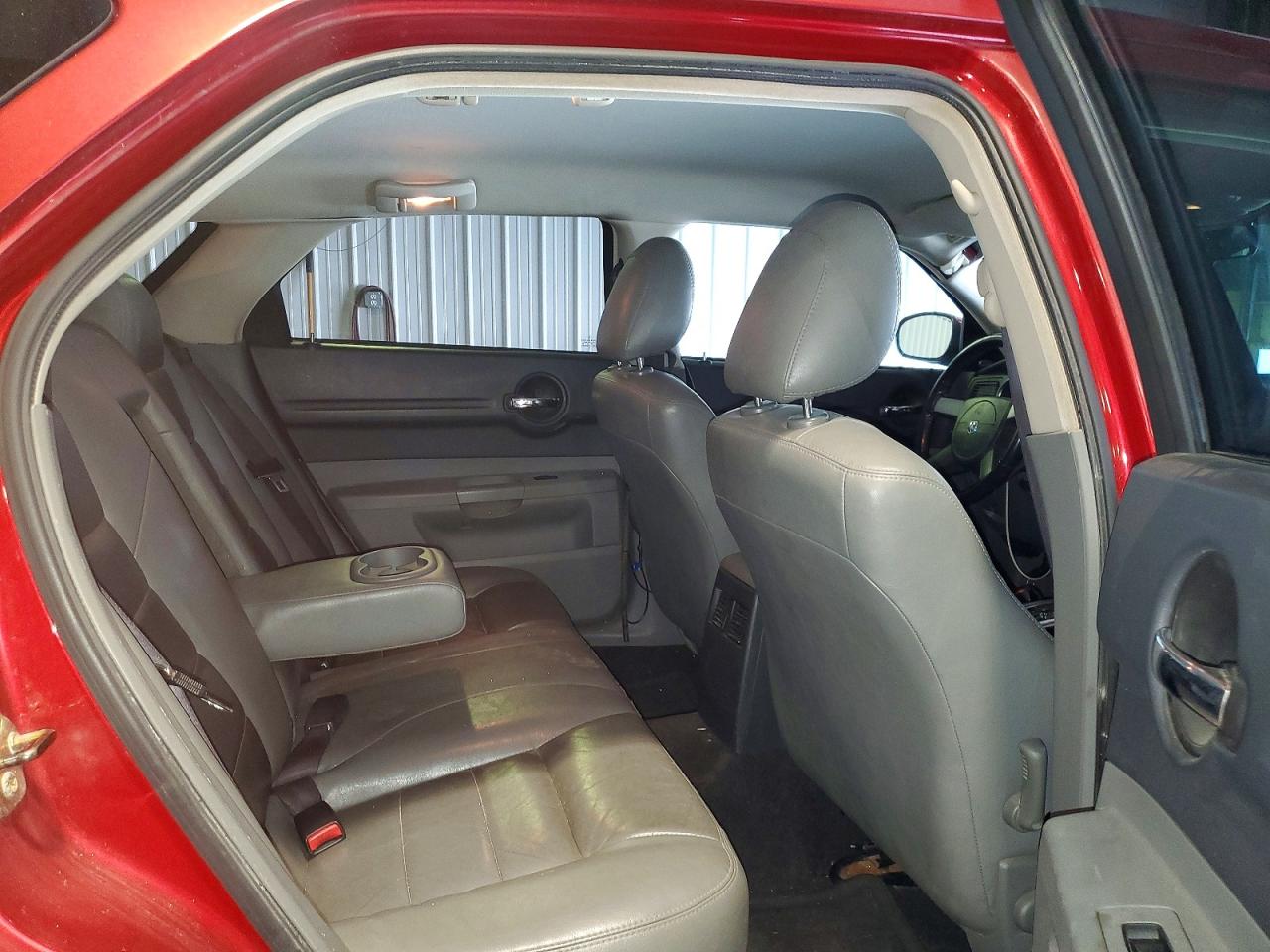 2005 Dodge Magnum R/t Burgundy vin: 2D4GZ58255H688428