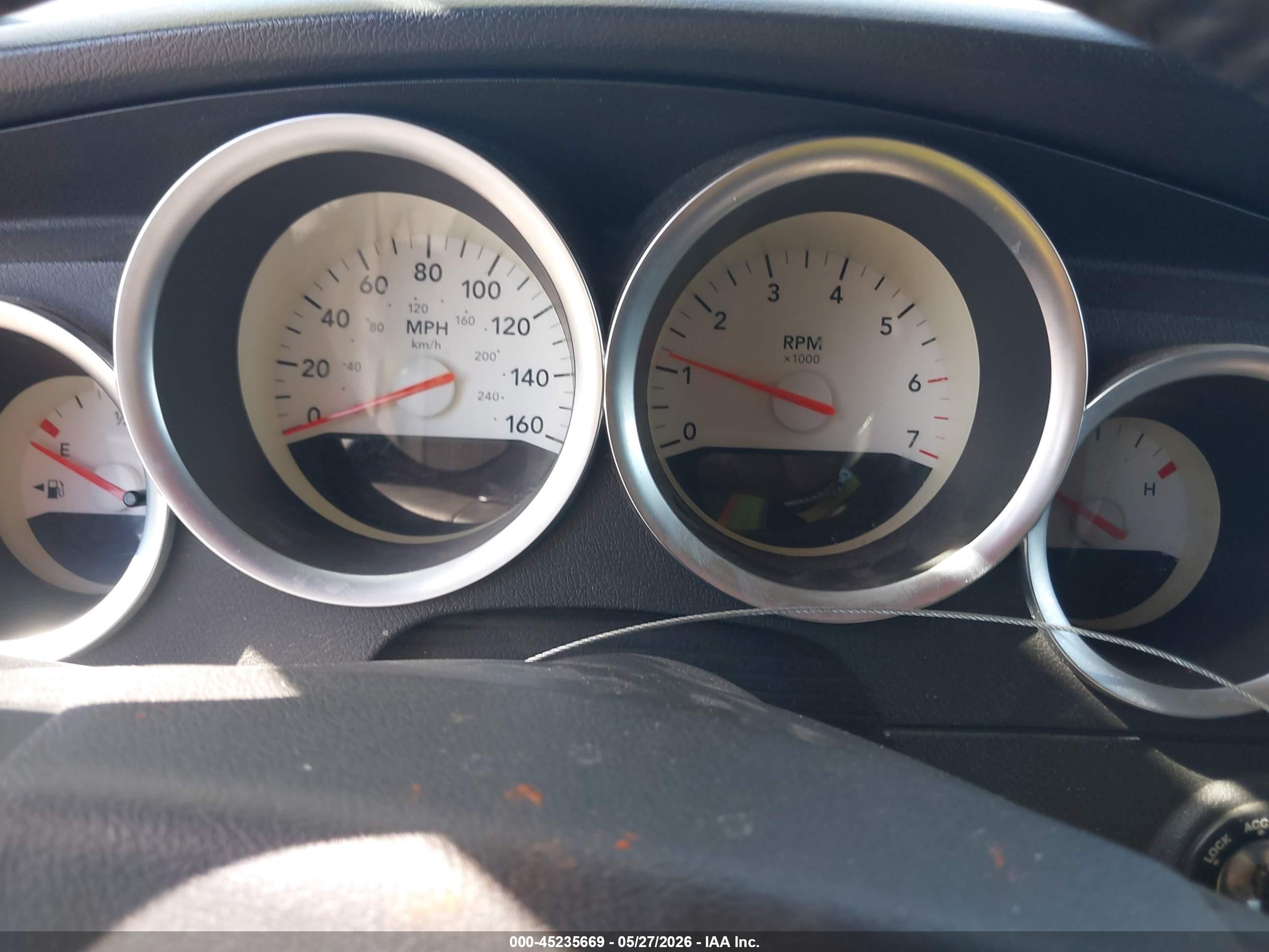 2005 Dodge Magnum Rt White vin: 2D4GZ58285H551127