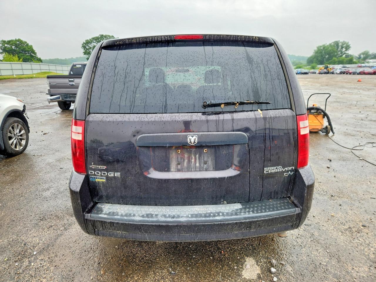 2010 Dodge Grand Caravan C Purple vin: 2D4RN1AE9AR348821