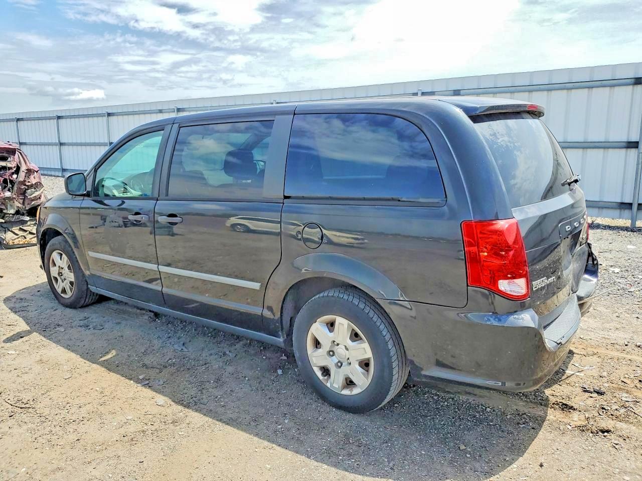 2011 Dodge Caravan Black vin: 2D4RN1AG2BR740087