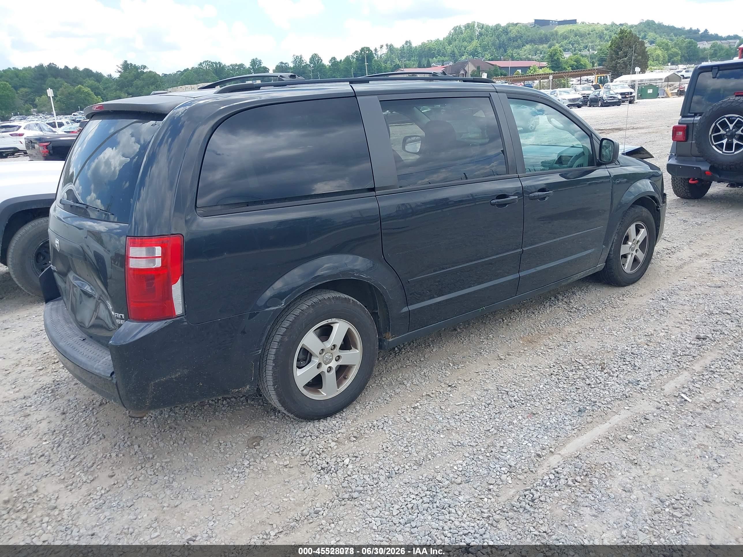 2010 Dodge Grand Caravan Hero Black vin: 2D4RN3D11AR447945