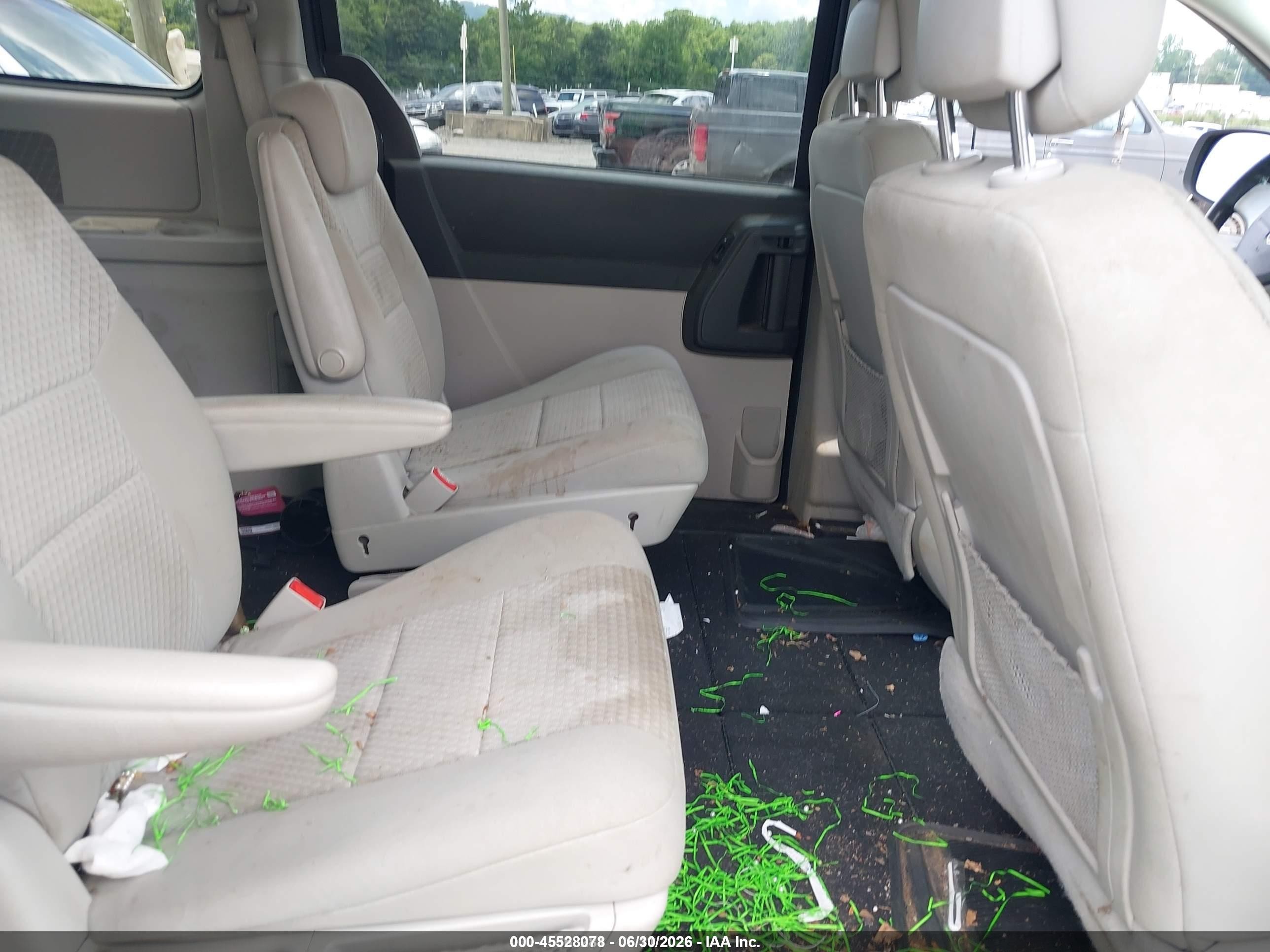 2010 Dodge Grand Caravan Hero Black vin: 2D4RN3D11AR447945