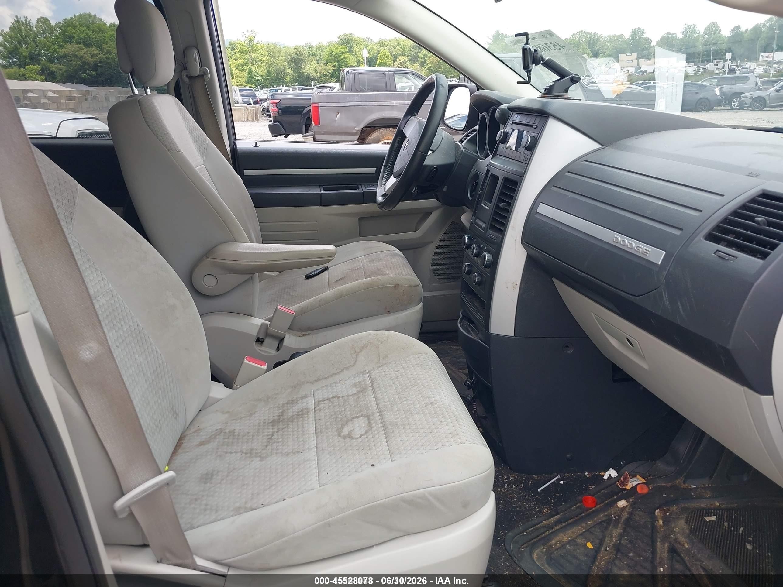 2010 Dodge Grand Caravan Hero Black vin: 2D4RN3D11AR447945