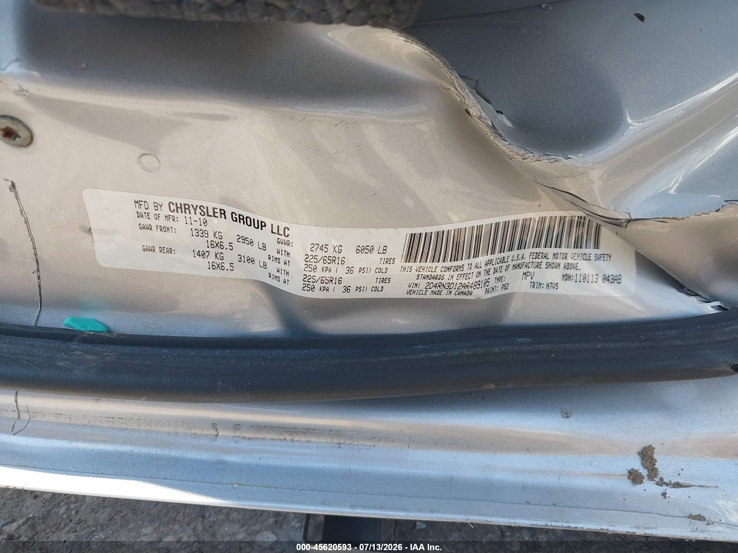 2010 Dodge Grand Caravan Hero Silver vin: 2D4RN3D12AR489105