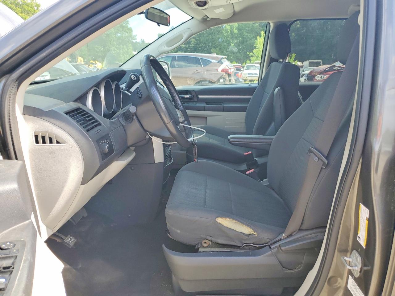 2010 Dodge Grand Caravan Hero Gray vin: 2D4RN3D13AR365313