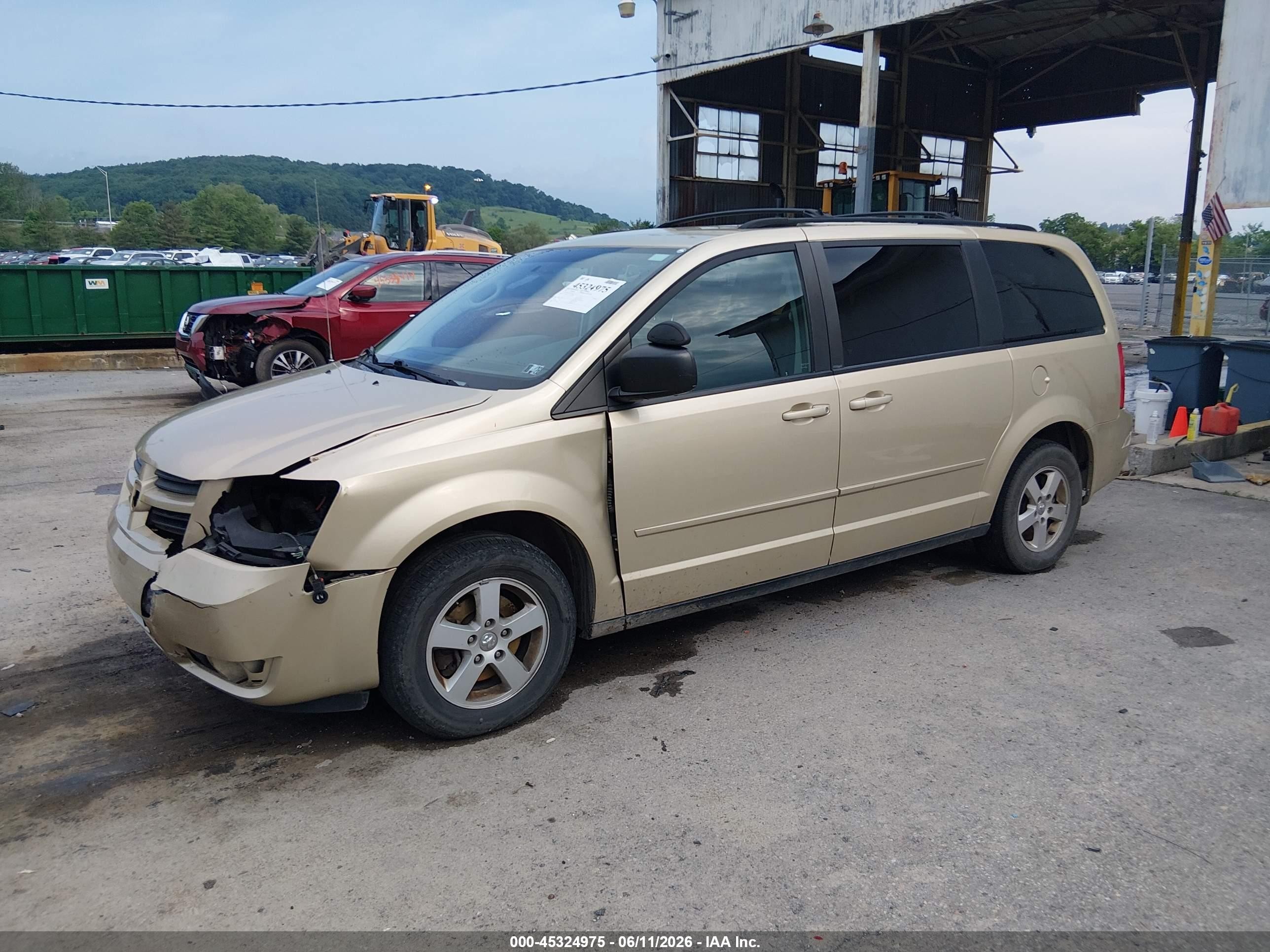 2010 Dodge Grand Caravan Hero Gold vin: 2D4RN3D15AR426757