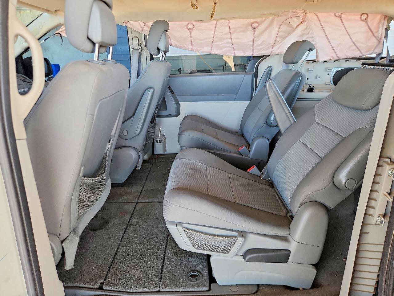 2010 Dodge Grand Caravan Hero White vin: 2D4RN3D16AR417923